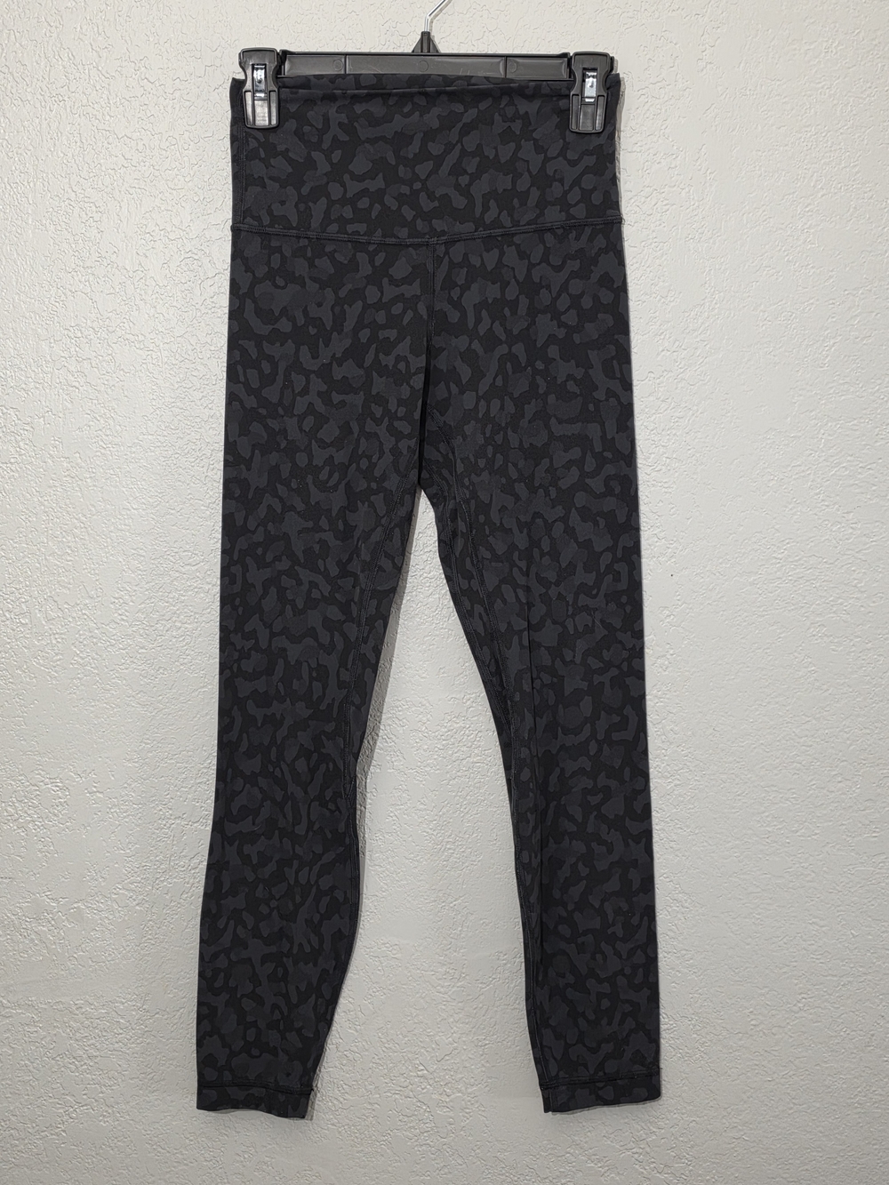 lululemon Align Black Cheetah Print Leggings Activewear Workout Womens 4